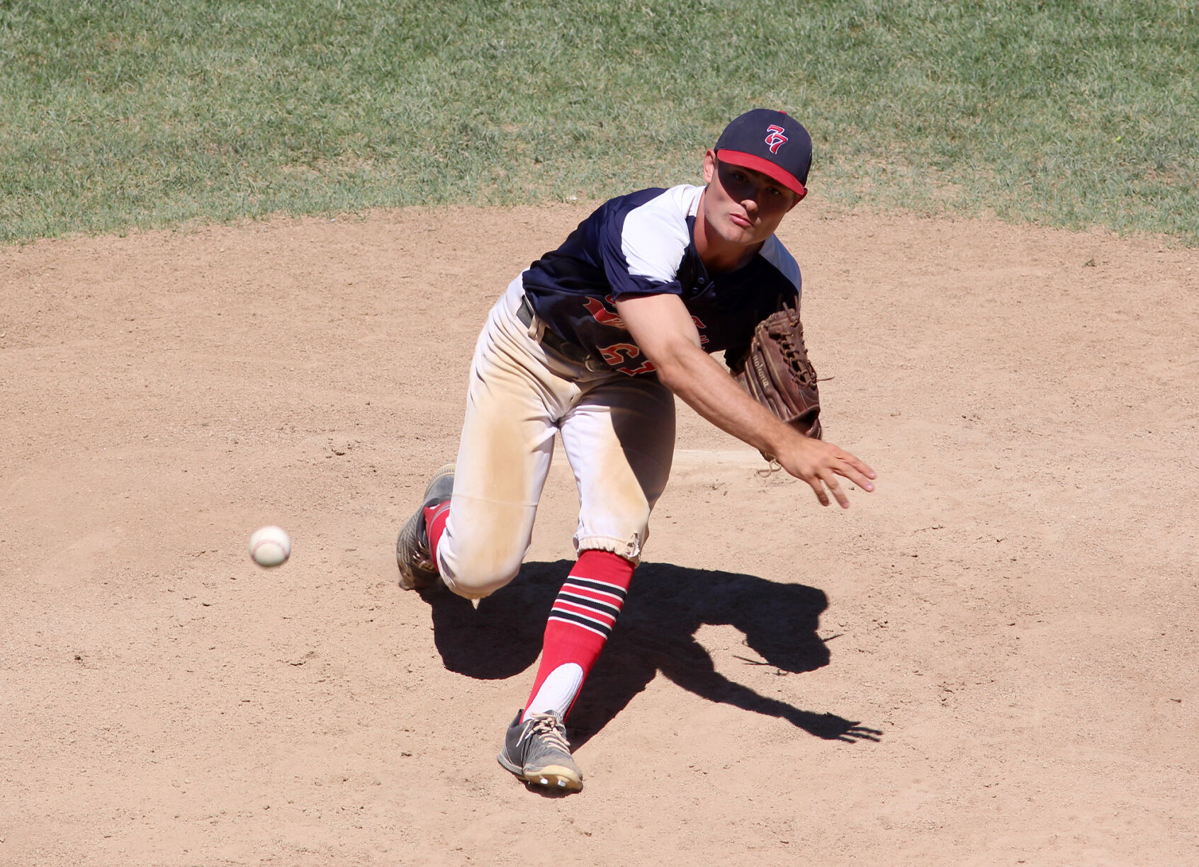 Chippewa Falls Post 77 senior legion baseball at Eau Claire Pizza Hut Post 53 7-21-22
